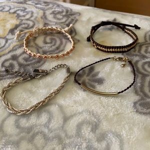 American eagle bracelet set of 4